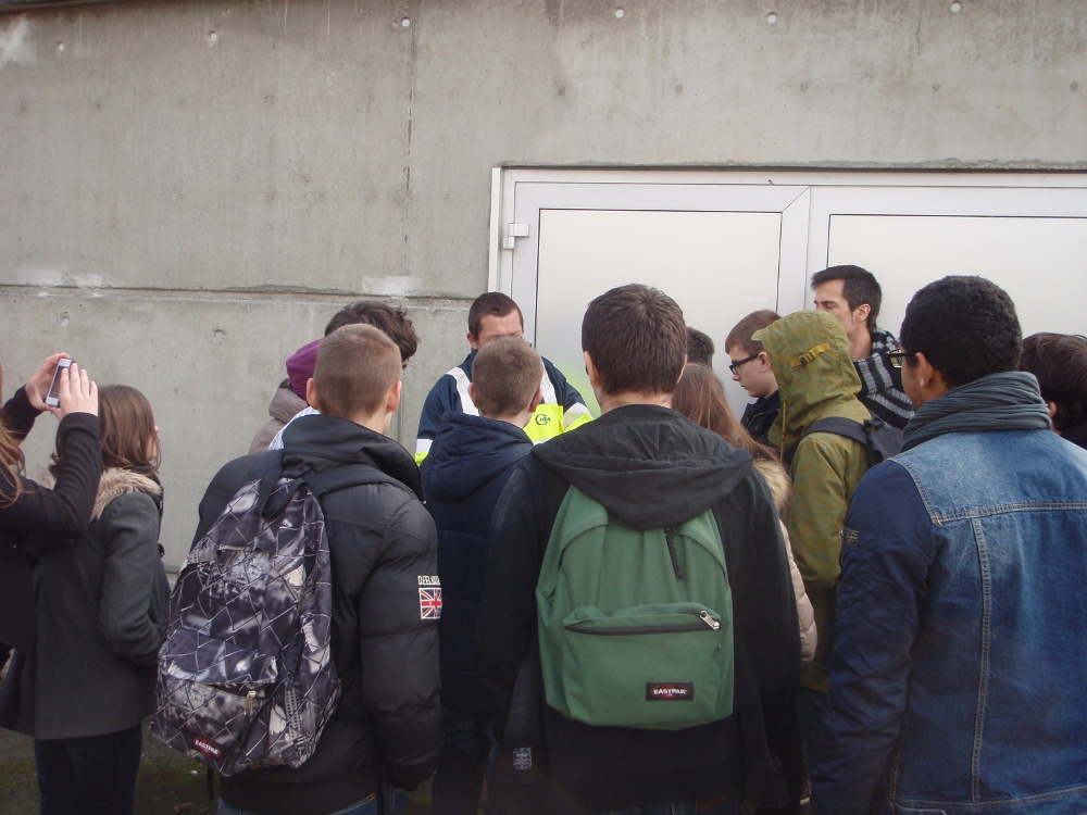 Visite des élèves du Lycée Théodore Monod de Le Rheu de la station d'épuration
